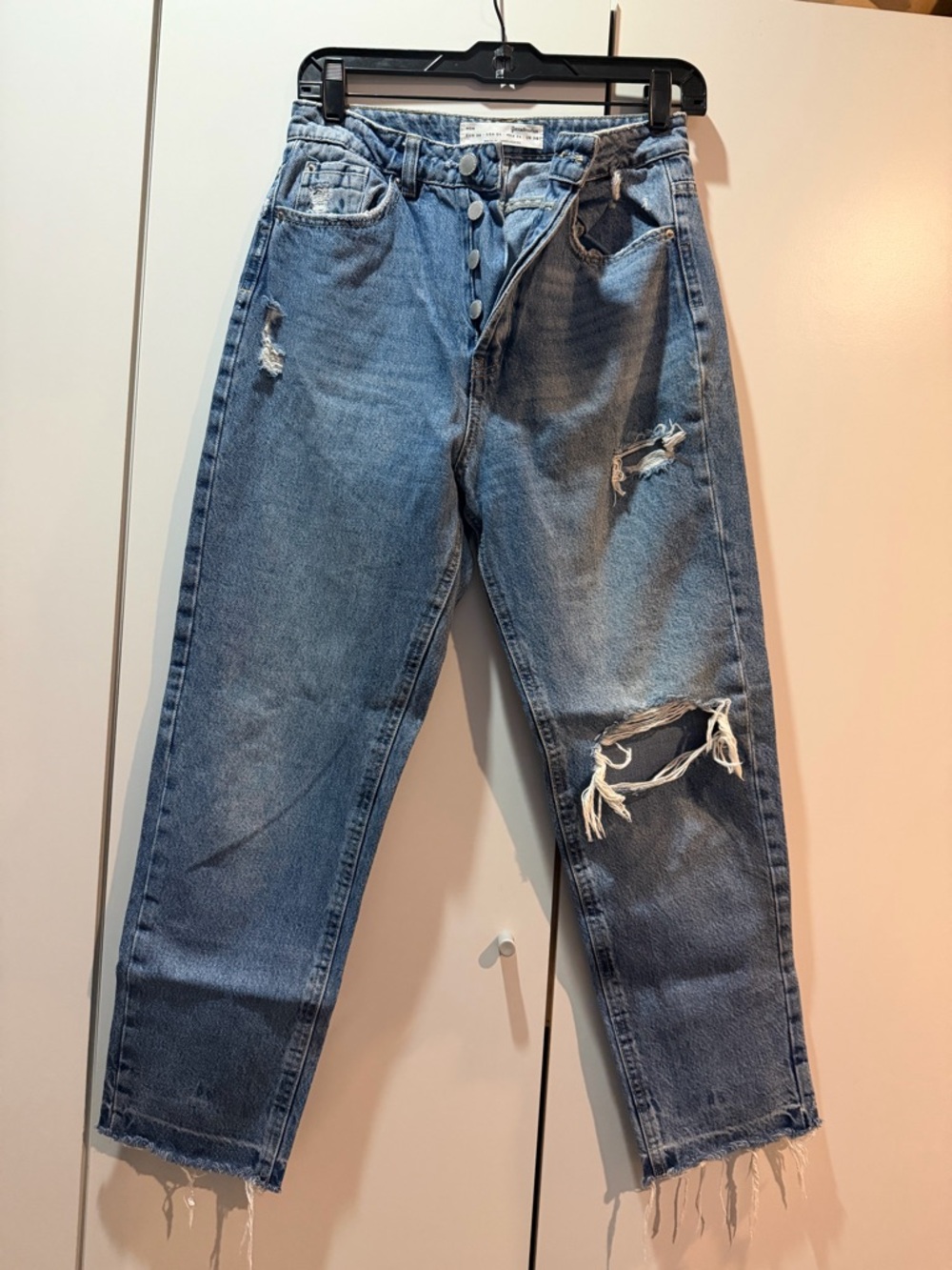 stradivarius Men’s Relaxed Distressed Blue Jeans